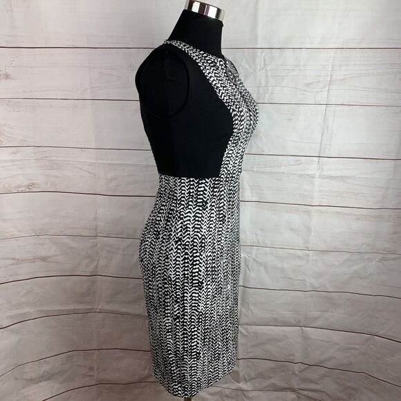 DKNY Dress Bodycon Slim 2 XS Black White zipper Stretch zigzag animal Colorblock - Picture 5 of 16